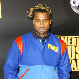Kanye West in 2008 American Music Awards - Arrivals