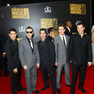 New Kids On The Block; in 2008 American Music Awards - Arrivals