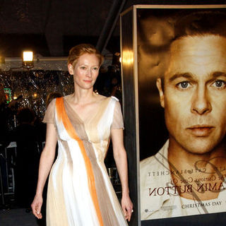 Tilda Swinton in "The Curious Case Of Benjamin Button" Los Angeles Premiere - Arrivals