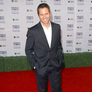 Rob Estes; in 35th Annual People's Choice Awards - Arrivals
