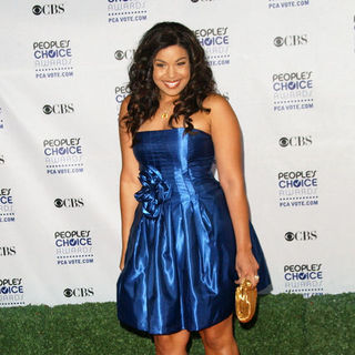 Jordin Sparks in 35th Annual People's Choice Awards - Arrivals