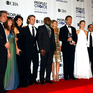 Hugh Laurie;Jennifer Morrison;Olivia Wilde;Peter Jacobson;Jesse Spencer;Omar Epps;Lisa Edelstein; in 35th Annual People's Choice Awards - Press Room