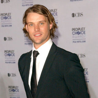 Jesse Spencer; in 35th Annual People's Choice Awards - Arrivals