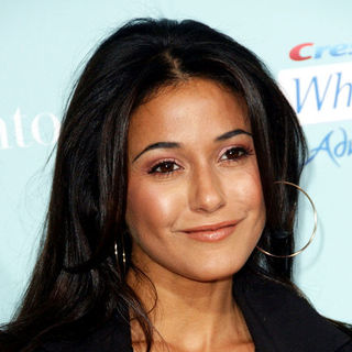 Emmanuelle Chriqui; in "He's Just Not That Into You" World Premiere - Arrivals