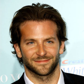 Bradley Cooper in "He's Just Not That Into You" World Premiere - Arrivals