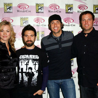 Yvonne Strahovski, Joshua Gomez, Zachary Levi, Adam Baldwin in Wonder Con - Day 3