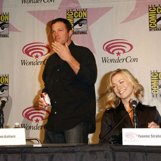 Adam Baldwin;Yvonne Strahovski; in Wonder Con - Day 3