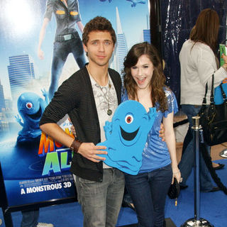 Erin Sanders; in "Monsters vs. Aliens" Los Angeles Premiere - Arrivals