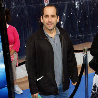 Peter Jacobson; in "Monsters vs. Aliens" Los Angeles Premiere - Arrivals