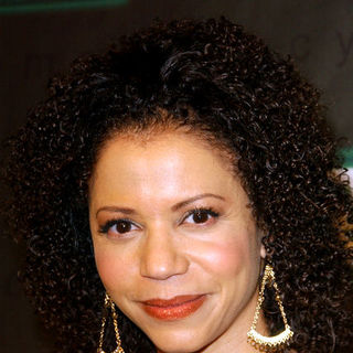 Gloria Reuben Latest News, Bio, Profile, Album, Movie and Photo.