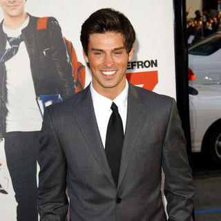 Adam Gregory; in "17 Again" Los Angeles Premiere - Arrivals