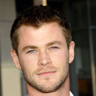 Chris Hemsworth in "Star Trek" Los Angeles Premiere - Arrivals