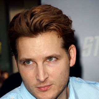 Peter Facinelli; in "Star Trek" Los Angeles Premiere - Arrivals