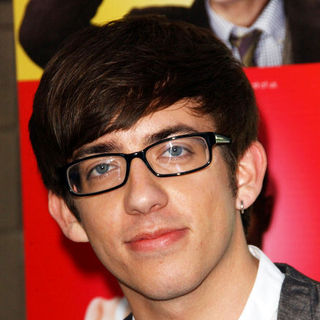 Kevin McHale in "Glee" Los Angeles Premiere Event - Arrivals