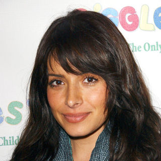 Sarah Shahi; in Giggles 'N' Hugs Mommy And Me Gift Dinner