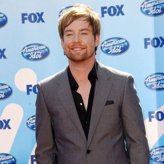 David Cook in 2009 American Idol Finale - Arrivals