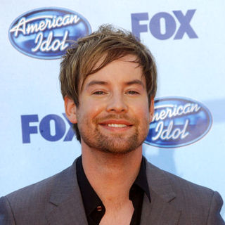 David Cook in 2009 American Idol Finale - Arrivals