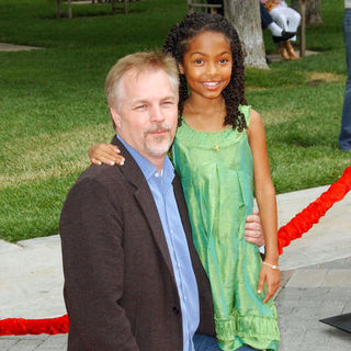 Yara Shahidi, Karey Kirkpatrick in "Imagine That" Los Angeles Premiere - Arrivals