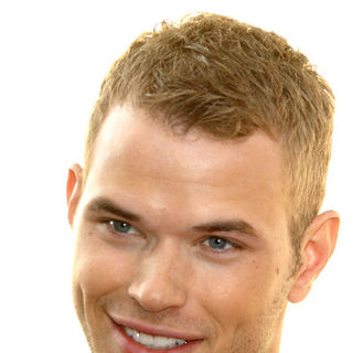 Kellan Lutz; in Hollywood Life's 11th Annual Young Hollywood Awards - Arrivals