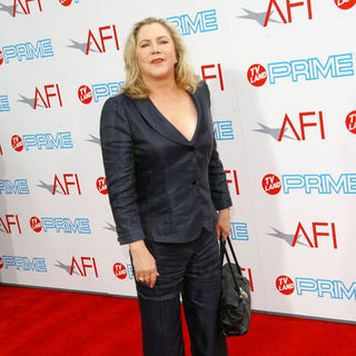 Kathleen Turner in 37th Annual AFI Lifetime Achievement Awards - Arrivals