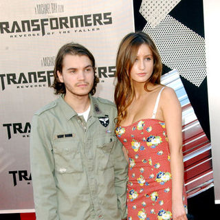 Emile Hirsch in 2009 Los Angeles Film Festival - "Transformers: Revenge of the Fallen" Premiere - Arrivals