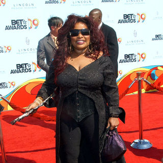 Chaka Kahn; in 2009 BET Awards - Arrivals