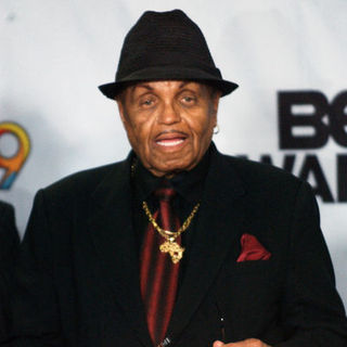Joe Jackson; in 2009 BET Awards - Press Room
