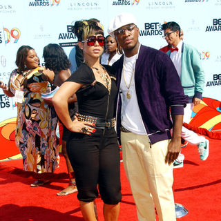 Ne-Yo; in 2009 BET Awards - Arrivals