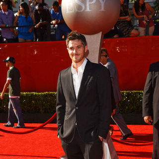 Dave Annable; in 17th Annual ESPY Awards - Arrivals