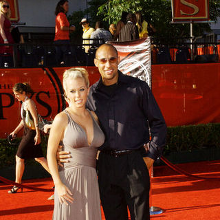 Kendra Wilkinson, Hank Baskett in 17th Annual ESPY Awards - Arrivals