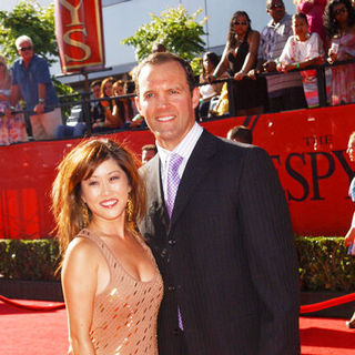 Kristi Yamaguchi;Bret Hedican; in 17th Annual ESPY Awards - Arrivals