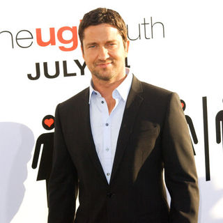 Gerard Butler in "The Ugly Truth" Los Angeles Premiere - Arrivals