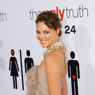 Katherine Heigl; in "The Ugly Truth" Los Angeles Premiere - Arrivals