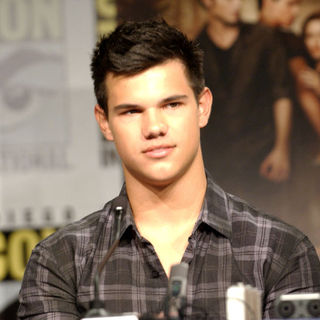 Taylor Lautner; in Press Conference for Summit Entertainment's "New Moon"