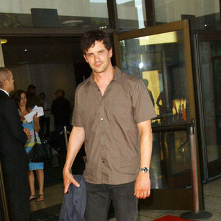 Tom Everett Scott; in "A Perfect Getaway" Los Angeles Premiere - Arrivals