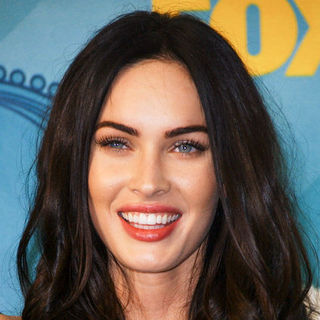 Megan Fox in 2009 Teen Choice Awards - Press Room