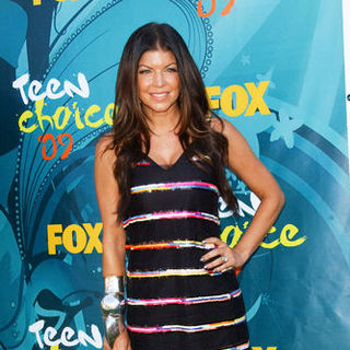Stacy Ferguson; in 2009 Teen Choice Awards - Arrivals