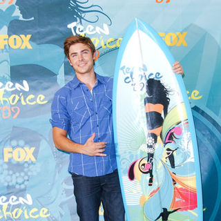 Zac Efron; in 2009 Teen Choice Awards - Press Room