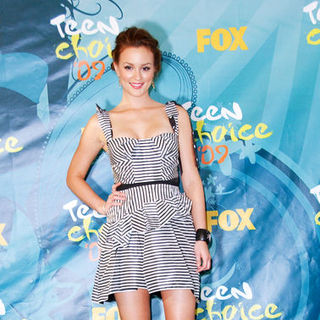 Leighton Meester; in 2009 Teen Choice Awards - Press Room