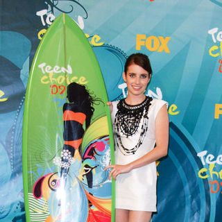 Emma Roberts; in 2009 Teen Choice Awards - Press Room