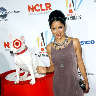 Salma Hayek in 2009 NCLR ALMA Awards - Arrivals