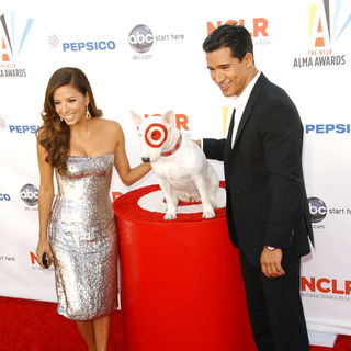 2009 NCLR ALMA Awards - Arrivals