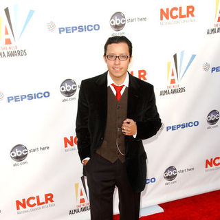 Efren Ramirez; in 2009 NCLR ALMA Awards - Arrivals