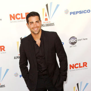 Jesse Metcalfe; in 2009 NCLR ALMA Awards - Arrivals