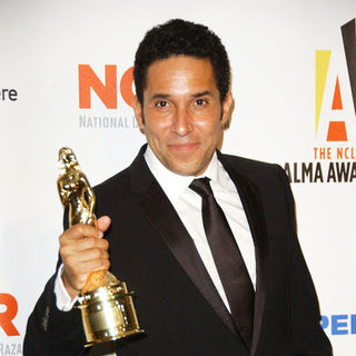 Oscar Nunez; in 2009 NCLR ALMA Awards - Press Room