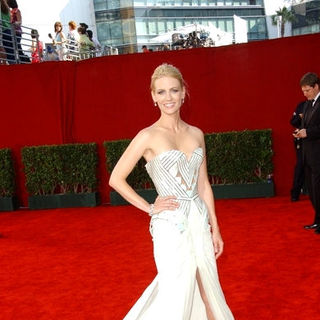 January Jones in The 61st Annual Primetime Emmy Awards - Arrivals