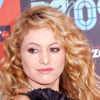 2009 MTV Latin VMAs - Arrivals
