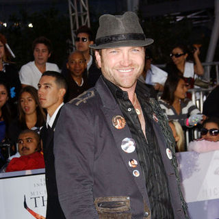 "This Is It" Los Angeles Premiere - Arrivals