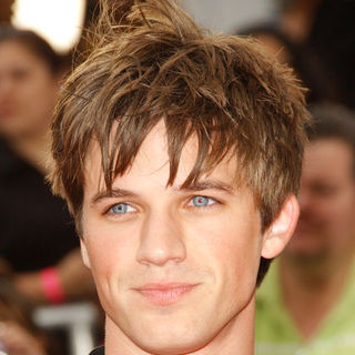 "This Is It" Los Angeles Premiere - Arrivals