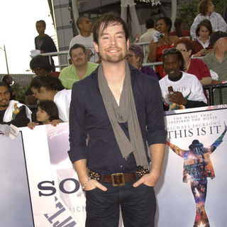 David Cook in "This Is It" Los Angeles Premiere - Arrivals